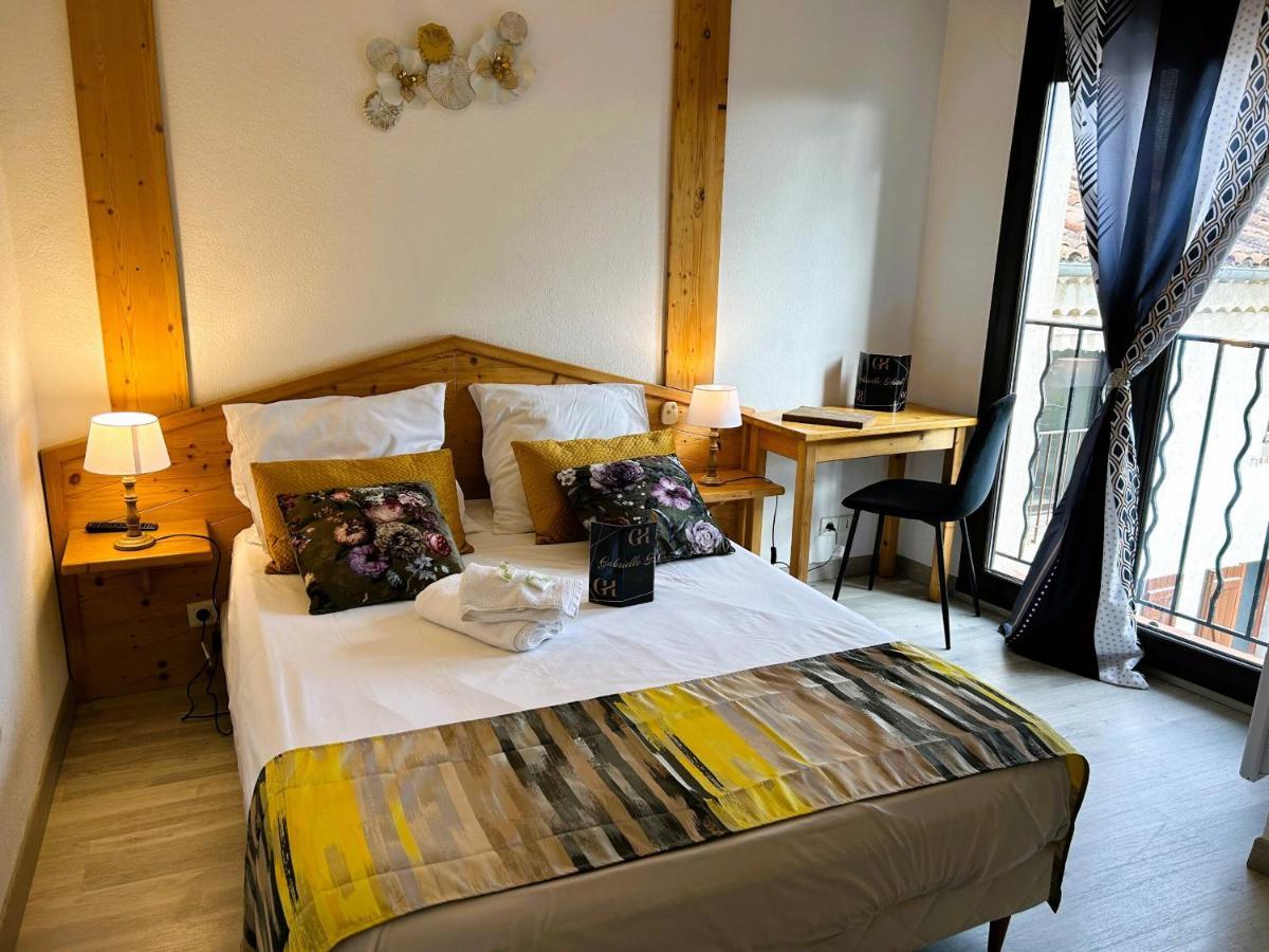 Gabrielle Hotel Aiguines Habitación foto