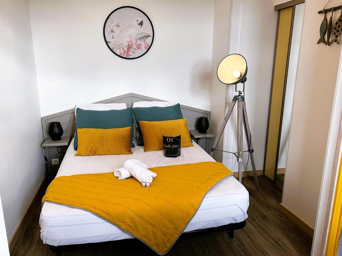 Gabrielle Hotel Aiguines Habitación foto